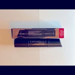 Smashbox studio skin contour shaping foundation